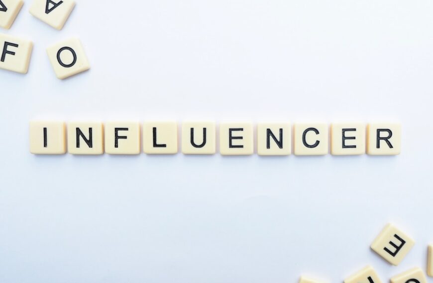 Influencer Marketing Law: A Guide to FTC Compliance and Avoiding Legal Pitfalls